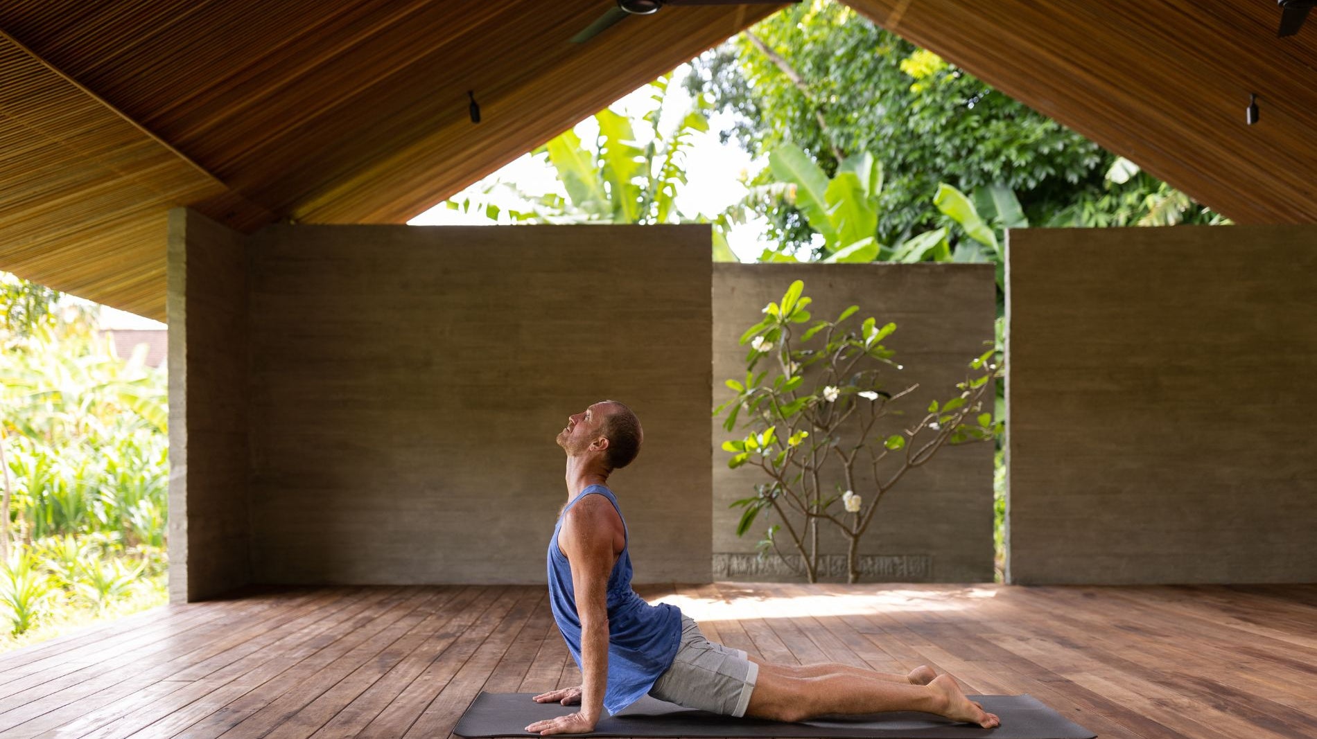 Reduce the Plastic Footprint of your Yoga and Fitness Practice