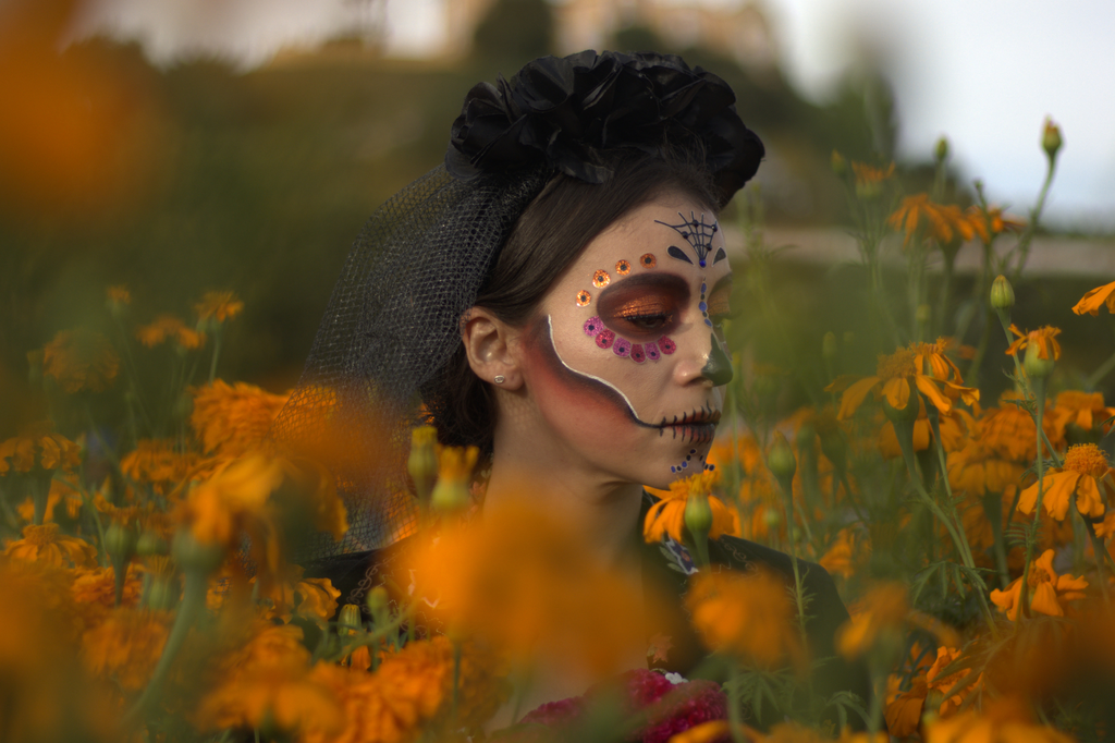 Eco-friendly Day of the Dead Decorations: Celebrate Sustainably